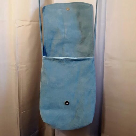 NEW Velvet texture Ruffled Crossbody Purse Shoulder bag FlipTop Blue Cute Girlie - Picture 4 of 9